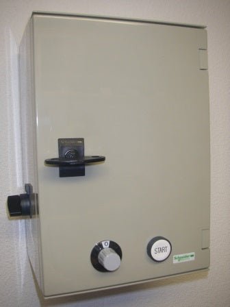 ATV Frequenzumrichter 0,37kW 230V - 036135 - Benutzerdefiniertes Produkt - Pool Me Up