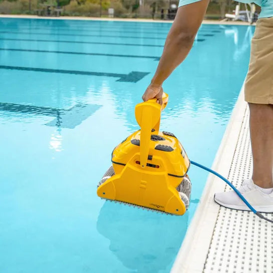 Dolphin Wave 100 mit Caddy, Wunderbürsten - Pool Me Up